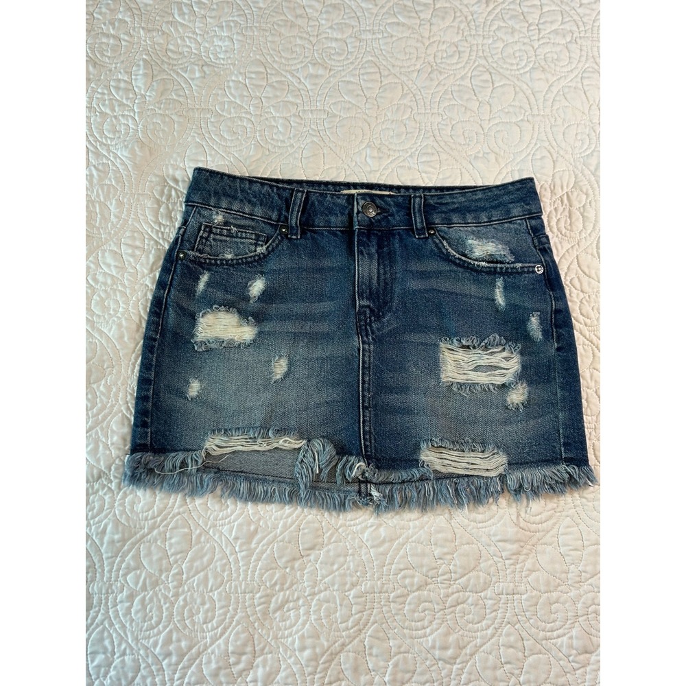 We The Free People Distressed Denim Mini Skirt Blue Raw Hem Size 2 shots